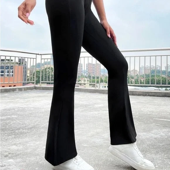 No Boundaries Woman’s Black Fit & Flare High Stretch Elastic Waistband Pants XL - Picture 10 of 15